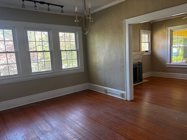 Photo - 201 Woodside Ave