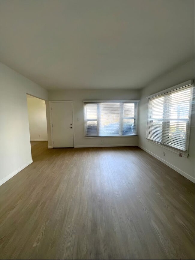 5760 Morley St Unidad a
