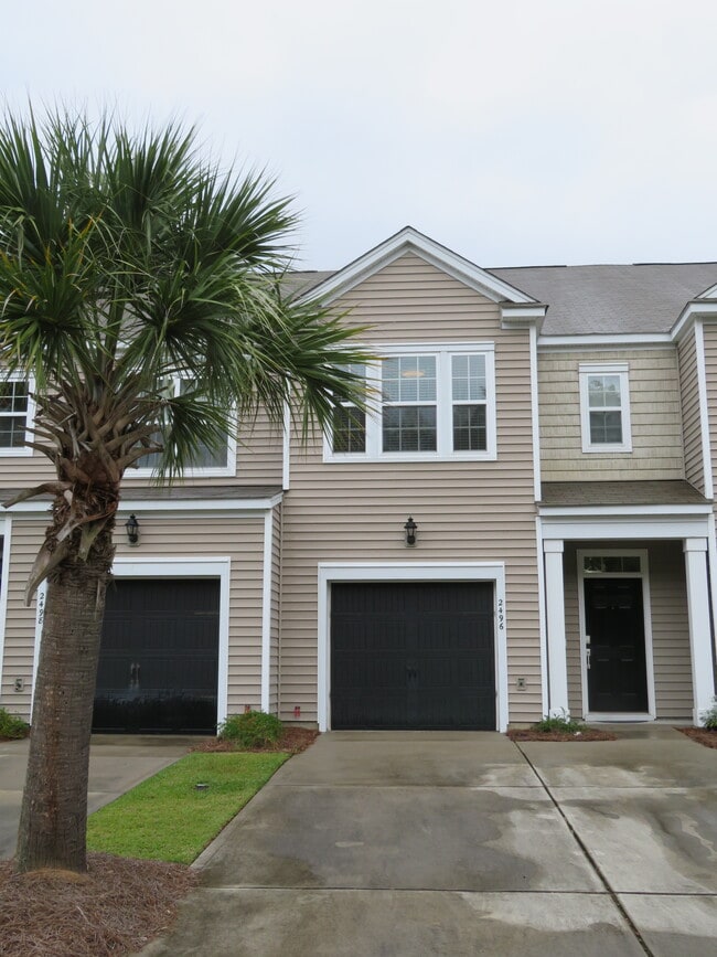Building Photo - 2496 Stadium Dr Rental