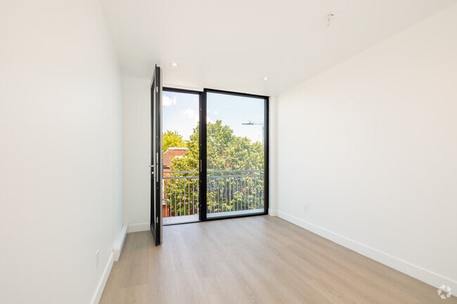 Interior Photo - Le Cent Dix