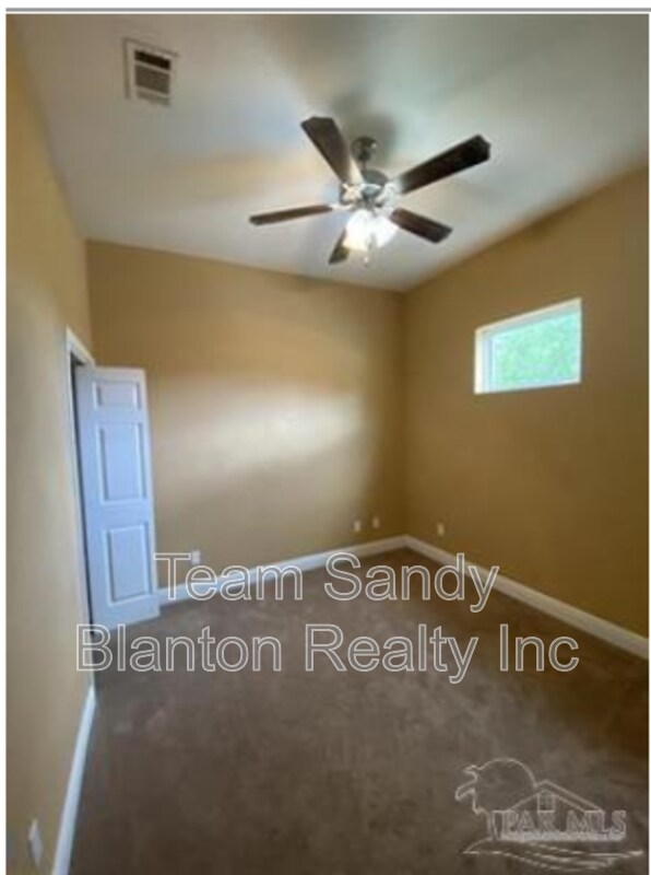 Photo - 7071 Lake Joanne Dr