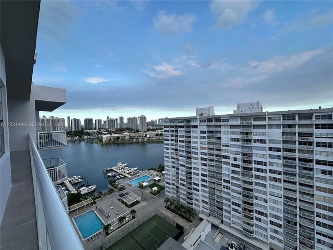 Photo - 18051 Biscayne Blvd Unit PH05