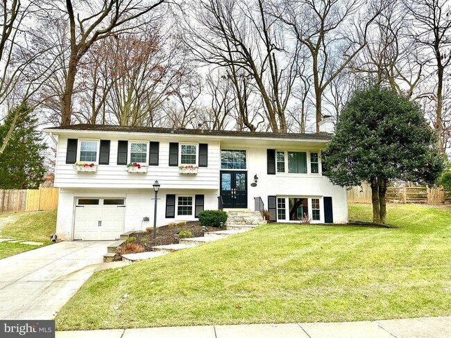 Photo - 2529 W Meredith Dr