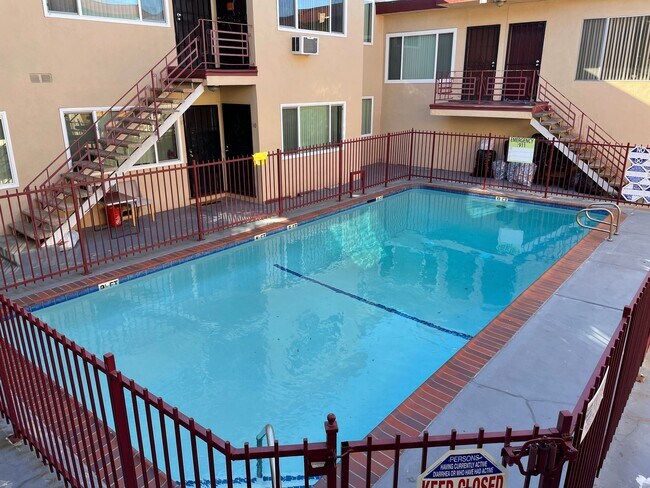 Photo - 721 Edgewood / 8661 North Beach Keller LLC