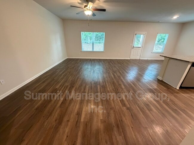 Photo - 219 Limestone Cir