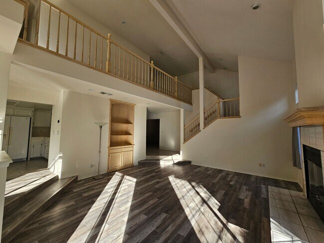 Photo - 231 Rosita St