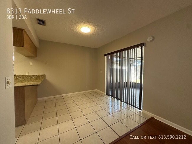 Photo - 8313 Paddlewheel St