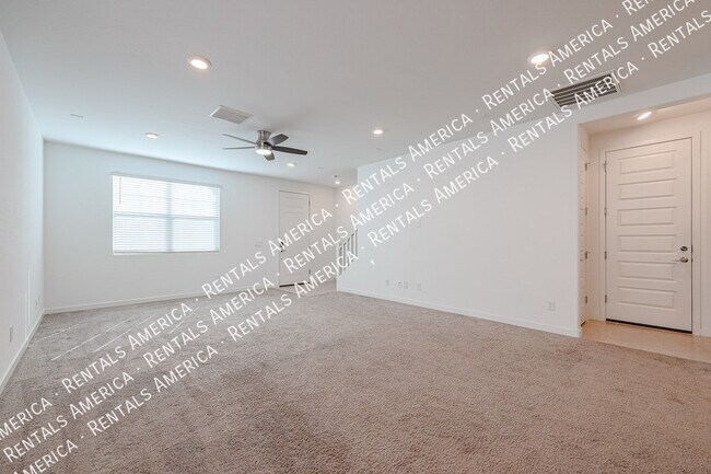 Photo - 1170 E Marlin Dr