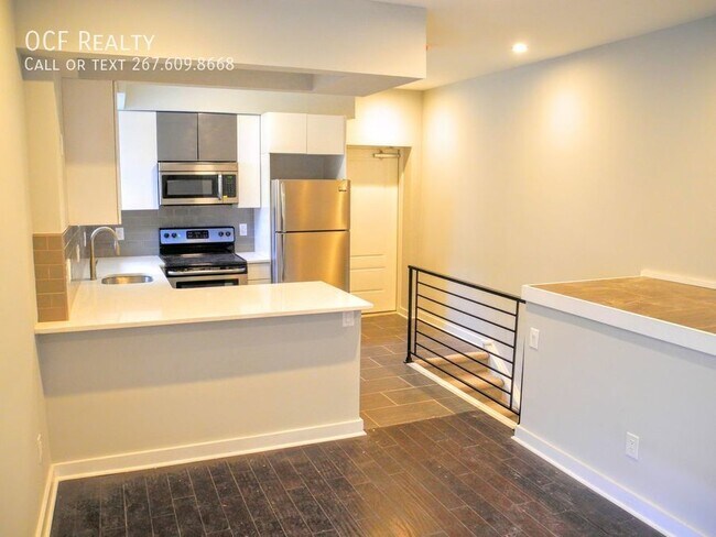 Photo - 17 S 44th St