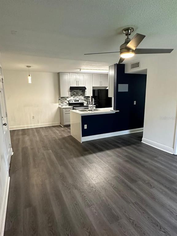 Photo - 5291 Images Cir Unit 207