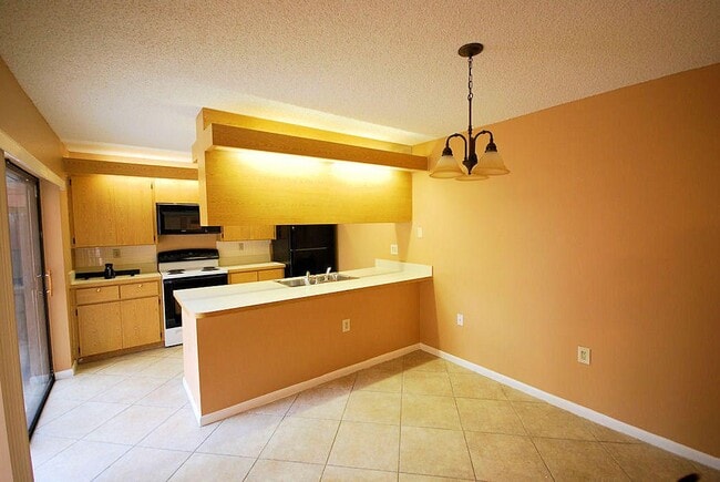 Building Photo - 582 Green Springs Pl Rental