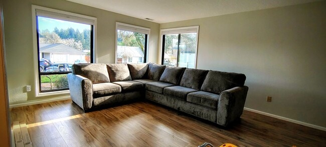 Photo - 3075 NW Manzanita Pl