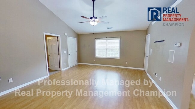 Photo - 811 Grathwol Dr