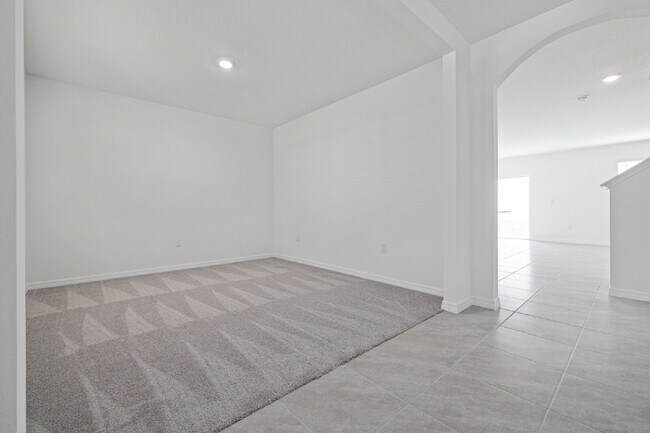 Photo - "Spacious 5-Bedroom Retreat with 3 Full Baths in Epperson Lagoon Wesley Chapel – 2,601 Sq. Ft. of...