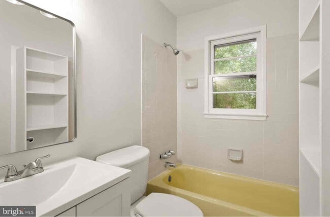 Building Photo - 14756 Delta Ct Rental