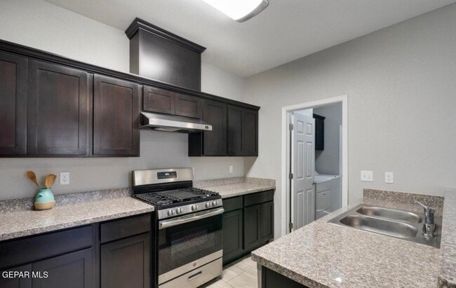 Photo - 233 Atlantic Rd