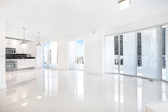 Photo - 60 SW 13th St Unit 1224