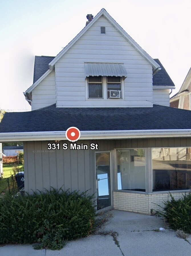 Photo - 331 S Main St