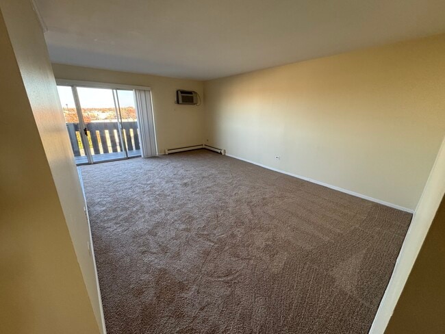 Photo - 1120 Copperfield Ln Unit E