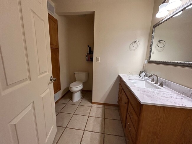 Photo - 4 Bed 2 Bath Home In Andover!