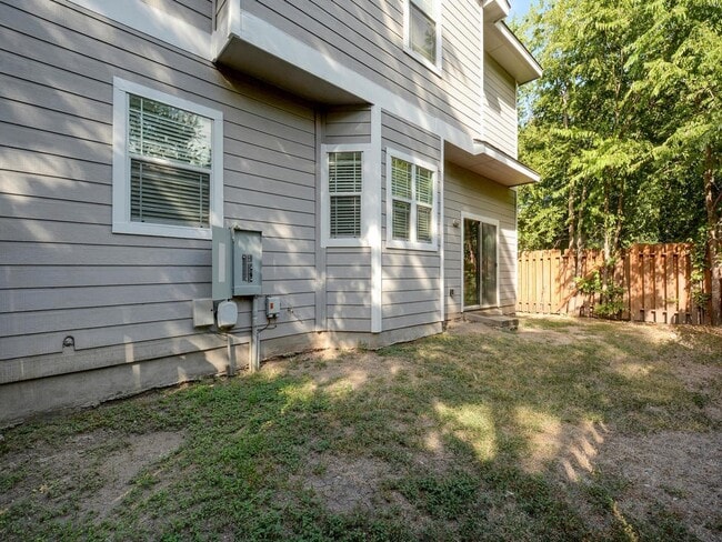 Photo - 504 Nelray Blvd