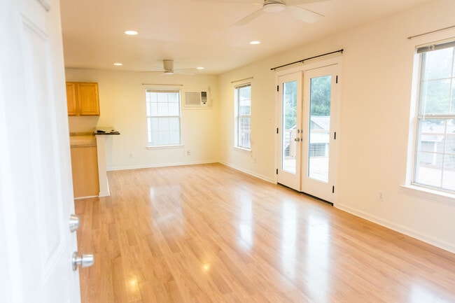 Photo - 4519 Merle Dr Unit B