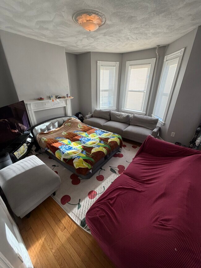 Photo - 121 Hillside St Unidad 2M