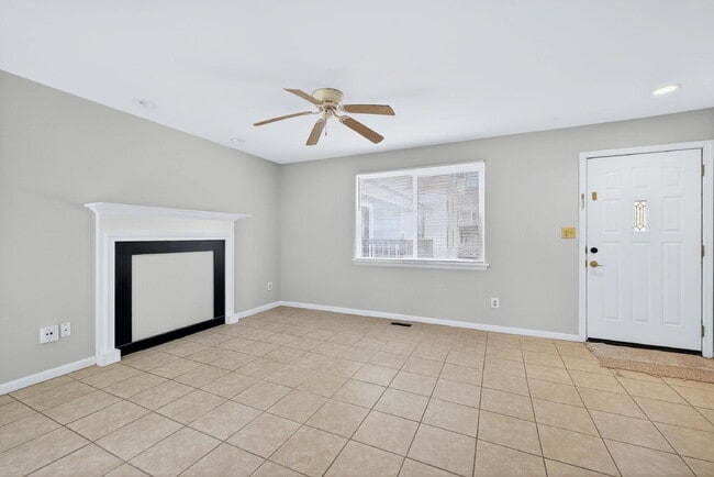 Photo - 5367 Wayne St Unit B