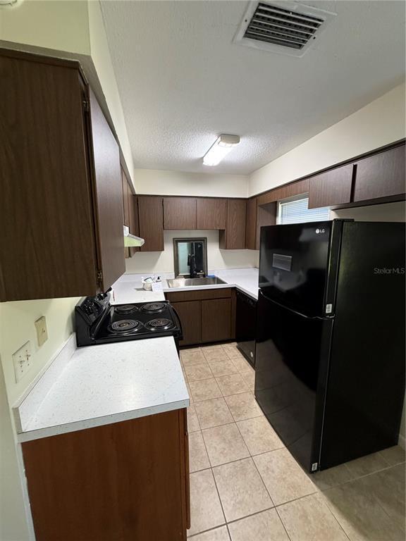 Photo - 838 E Indiana Ave