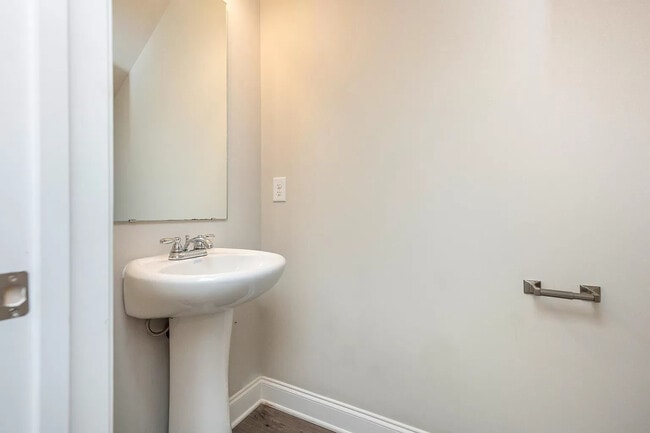 Photo - 5 Dyer St Unit B