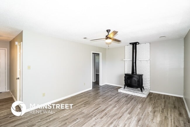 Photo - 3917 Kerwin Dr