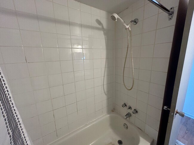 Photo - 14380 Rue Rue du Montmartre Unit 6