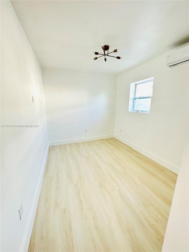 Photo - 2 bedroom in North Miami FL 33162