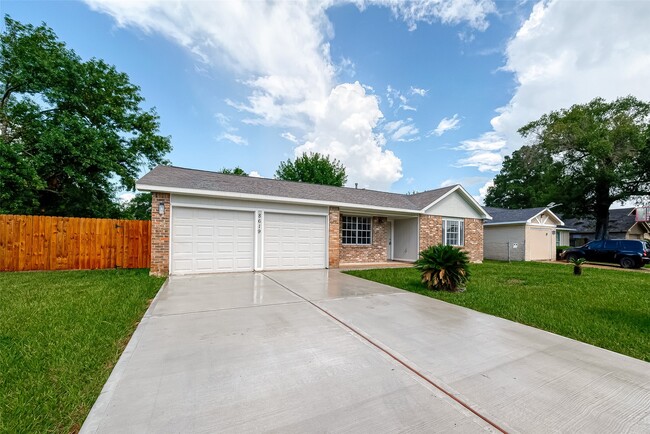 Photo - 8619 Valley Meadow Dr