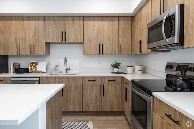 BroadstoneTownhomes-2bd-2,5ba-1025sf - Broadstone Townhomes