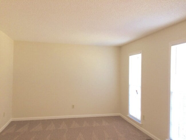 Photo - 5109 Glore Rd SW