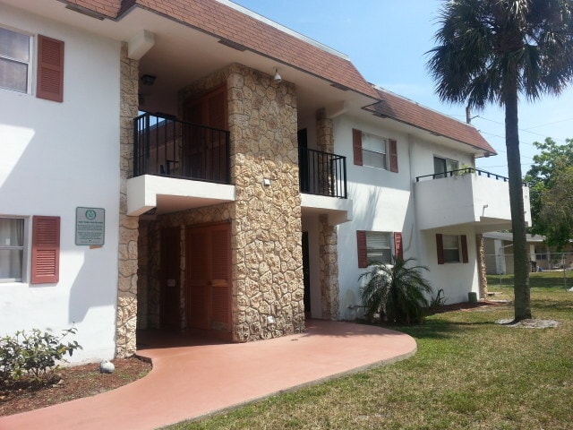 Building Photo - Great 2 Bedroom Udpated Unit!