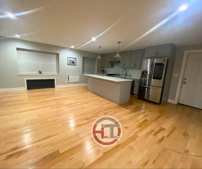 Photo - 1855 Williamsbridge Rd Unit 1