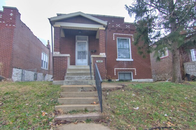 Photo - 3640 Gustine Ave