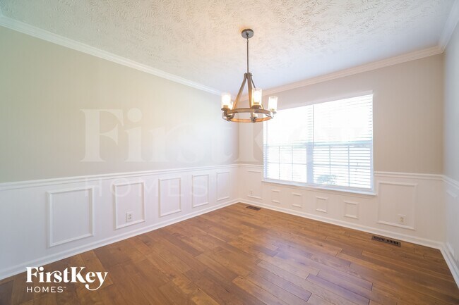 Photo - 205 Cates Pl