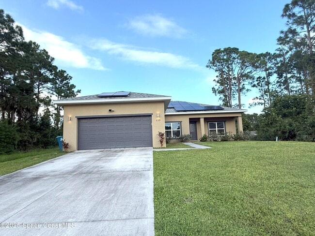 Photo - 239 Brickell St SE