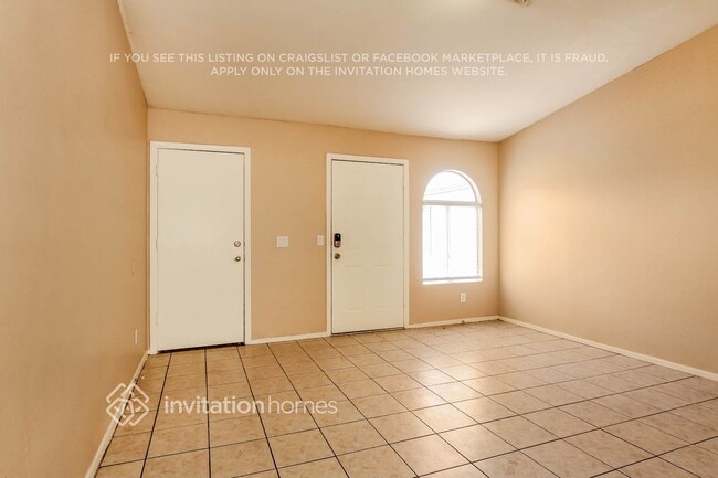 Photo - 5703 N 67th Dr