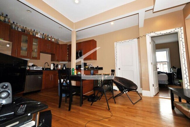 Photo - AWESOME 5 BED IN ALLSTON!!!!