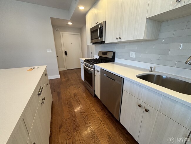 Photo - 1 Everett St Unit 202