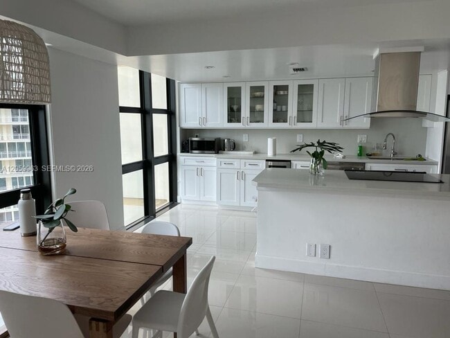 Photo - 1111 Crandon Blvd