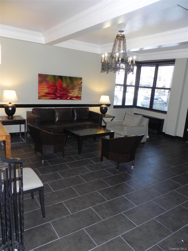 Photo - 160 S Middle Neck Rd Unit 1N