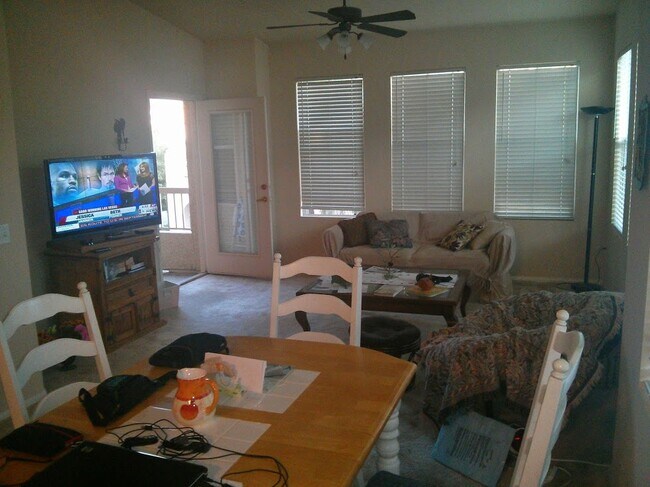 Photo - 10550 W Alexander Rd Unidad 2031