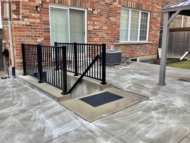 Photo - 751 Pitcher Pl