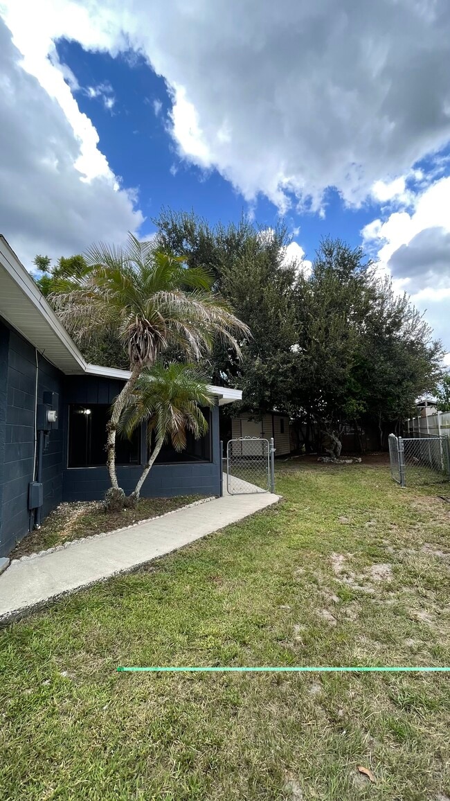 Photo - 1533 Lay Ct