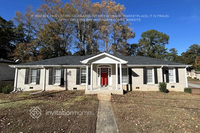 Building Photo - 2180 Riverbrook Rd